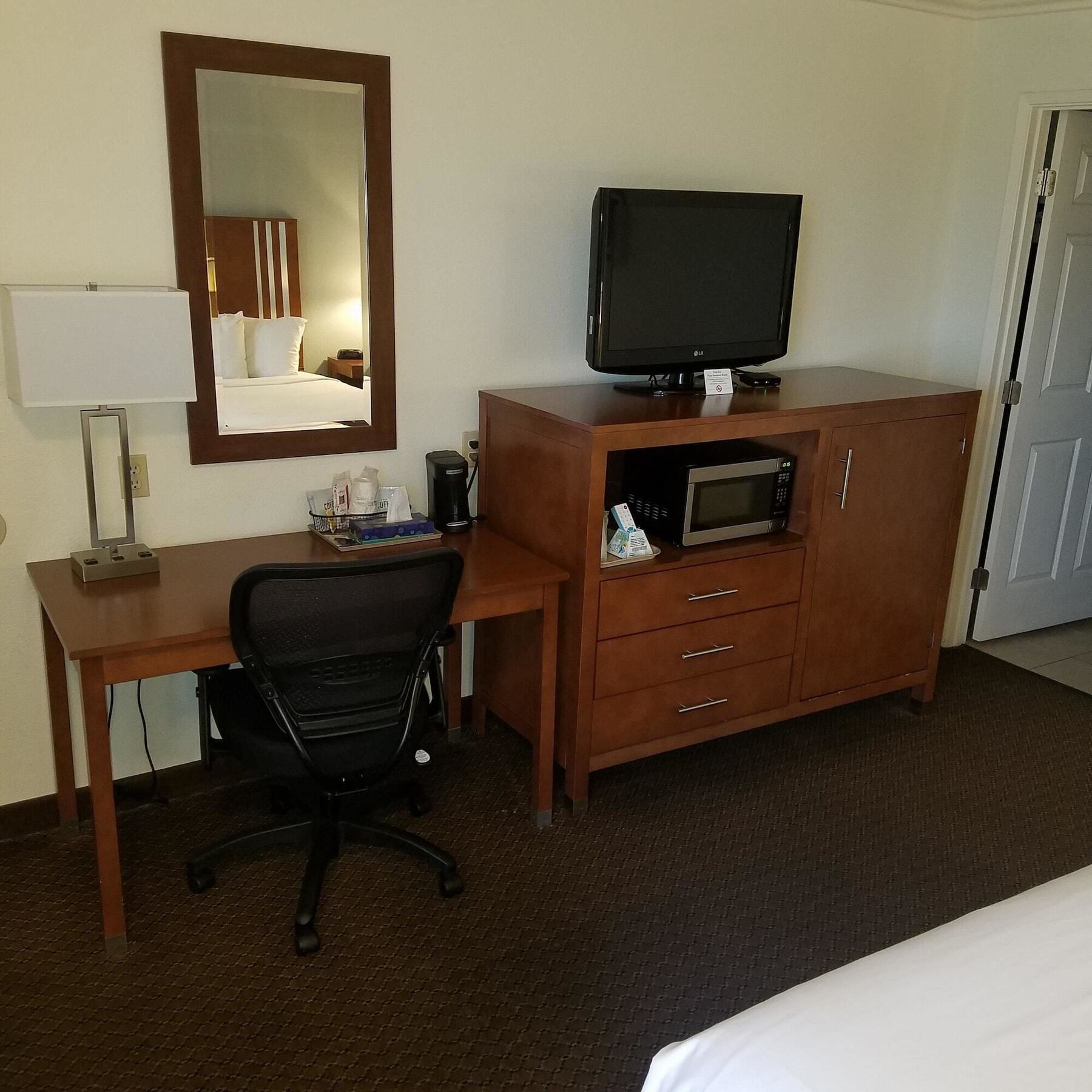 Surestay Hotel By Best Western Hollister Exterior foto
